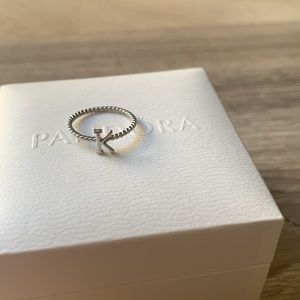 BRAND NEW Silver Ring K